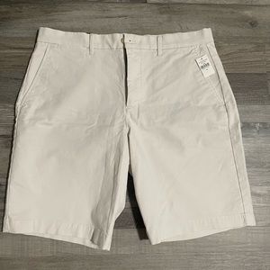 Gap Khaki Shorts. Size 34